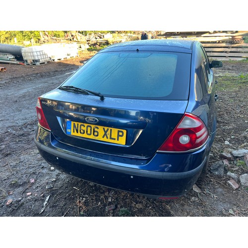 610 - Ford Mondeo 4 door car. Runs and drives. No MOT. Reg NG06 XLP. V5