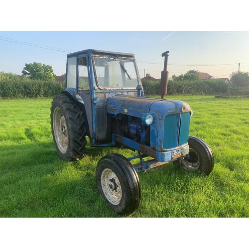 104 - Fordson Major tractor. 1960. Live drive. Runs and drives. C/w a few spares. Reg. UNT 746. V5 in offi... 