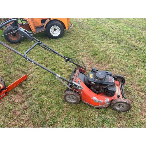 162 - Kubota pedestrian mower