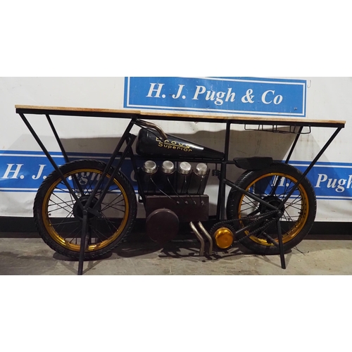 1112 - Motorcycle display bar (Brough Superior)