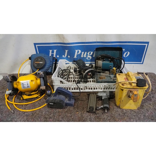152 - Double ended bench grinder, airline hose, router, jigsaw etc.