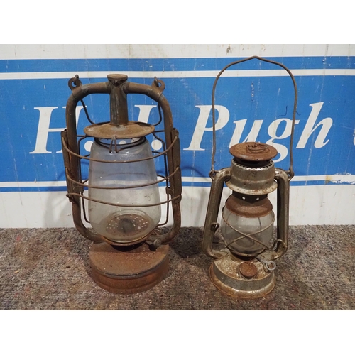 170 - Vintage paraffin lamps