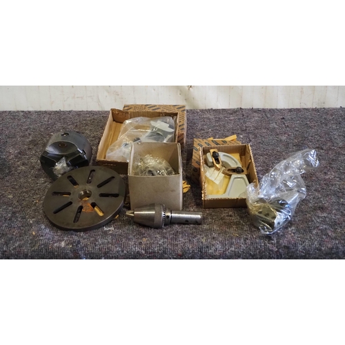 427 - Myford travelling steady, fixed steady, 4 jaw chuck, face plate and other accessories