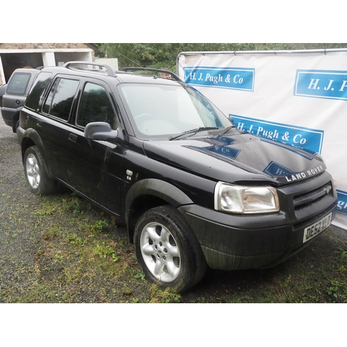 180 - Land Rover Freelander. 2002. 1951cc. Diesel. Reg. DE52 VLZ. Needs a battery. V5 in office.