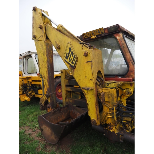 47 - JCB 3C. With backhoe and 4ft bucket. Runs and drives, engine needs attention.
