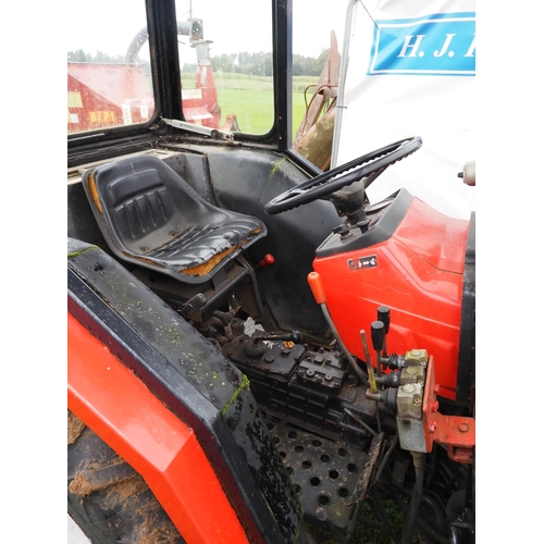 65 - Yanmar YN276 compact tractor. With cab, loader, bucket, showing 745 hours. Reg. E947 WHR. Runs and d... 