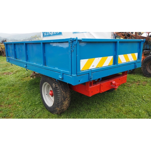 77 - WITHDRAWN. 
Tipping trailer