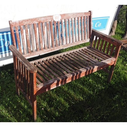 651 - Wooden bench 46