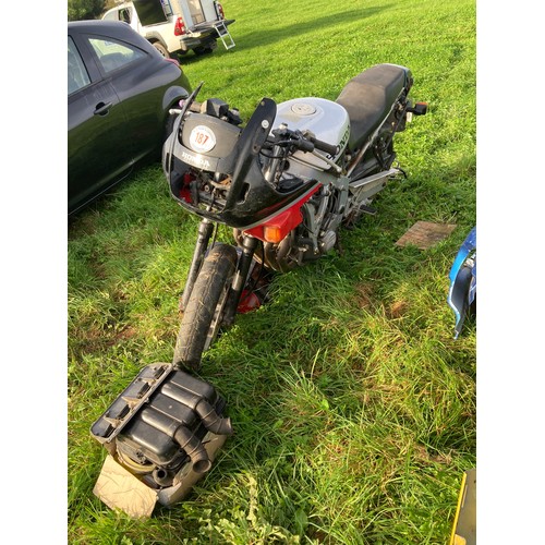 187 - Honda CBR 600F motorcycle. 1987. 599CC. Reg. E40 UNT. Running when stored. V5 in office.