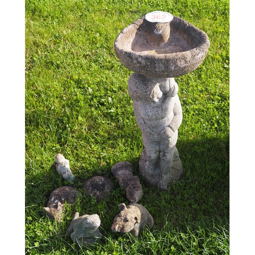 362 - Garden ornaments