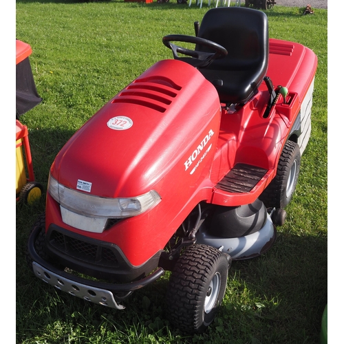 372 - Honda HF2417 HME ride on