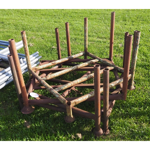 379 - Stillages - 3
