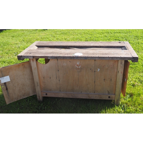 397 - Wooden workbench