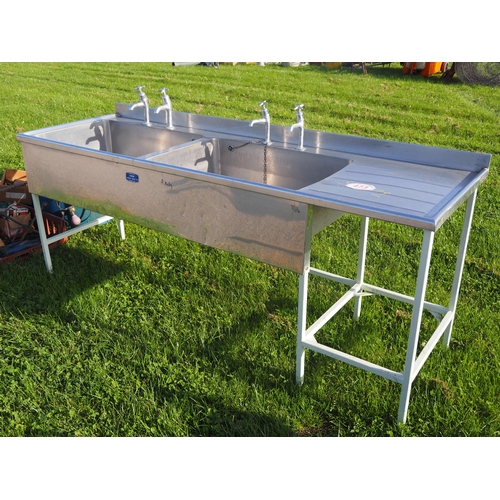 473 - Galvanised double sink unit