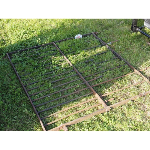 615 - Wrought iron gate 4ft