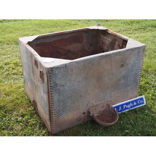 1408 - Galvanised riveted water trough 3 x 2ft