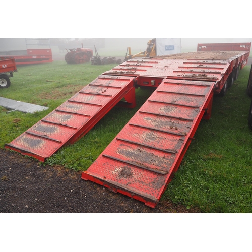 1563 - JPM 33TLL beaver tail trailer with ramps. 33 Ton. 2018