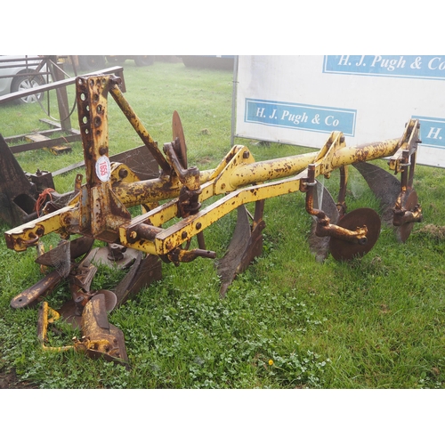 1655 - Bamford MD622 4 furrow plough and spares