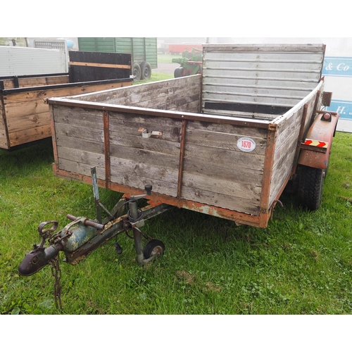 1670 - Tandem axle trailer