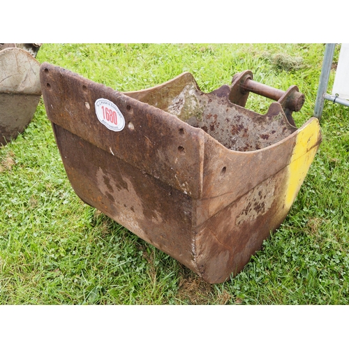 1680 - Digging bucket 2ft