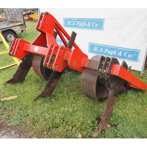 1700 - 3 Leg swivel subsoiler with depth wheels