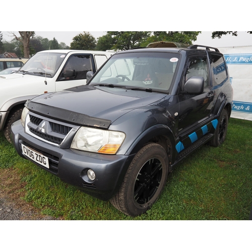 1729 - Mitsubishi Shogun. 2006. MOT until 19/09/24. Reg. CV06 ZDG. V5 and keys in office