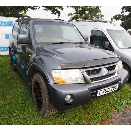 1729 - Mitsubishi Shogun. 2006. MOT until 19/09/24. Reg. CV06 ZDG. V5 and keys in office