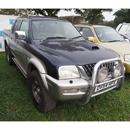 1733 - Mitsubishi L200 double cab pick-up 2.5 TD. MOT until  16/06/24. Reg. OV54 HPX. V5 and key in office