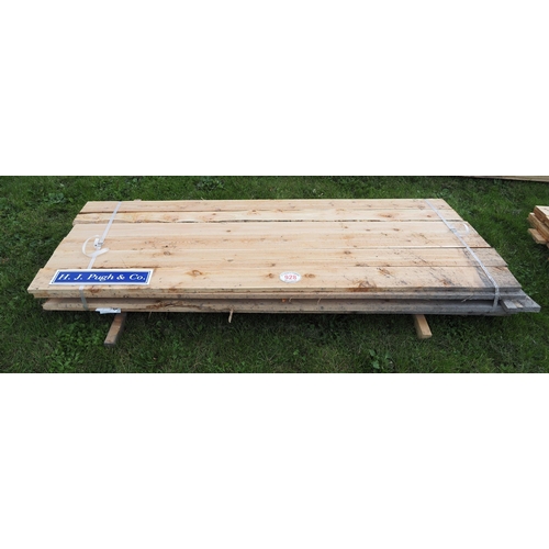 928 - Western red cedar boards 2.4m x155x20 - 30