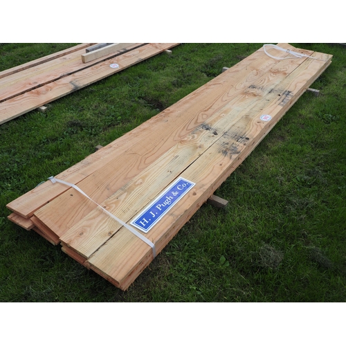 942 - Western red cedar 3.6m x200x20 - 15