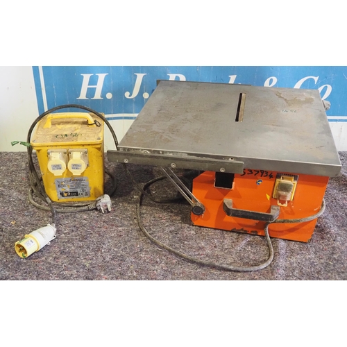 780 - Norton 110v table saw and transformer