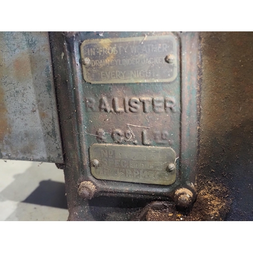 42 - Lister D 4½ HP engine. S/N 134657 26DH. Incomplete