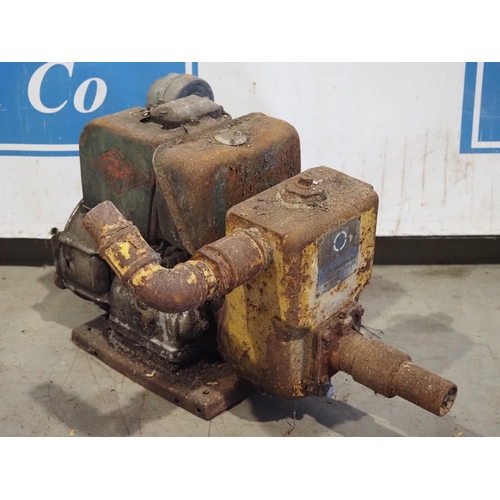 51 - Petter single cylinder diesel engine with Pegson 2A1CD water pump