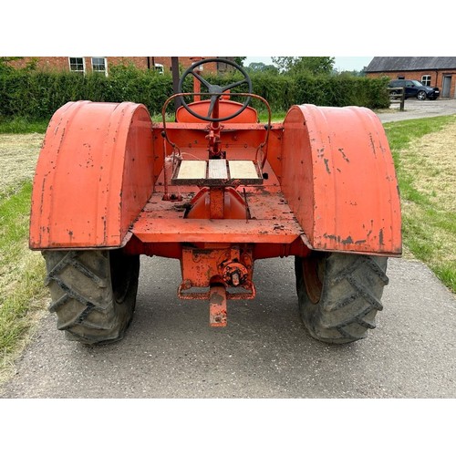 795 - Allis Chalmers model U tractor. 1949. C/w belt pulley and PTO. First registered January 1949. Reg. H... 