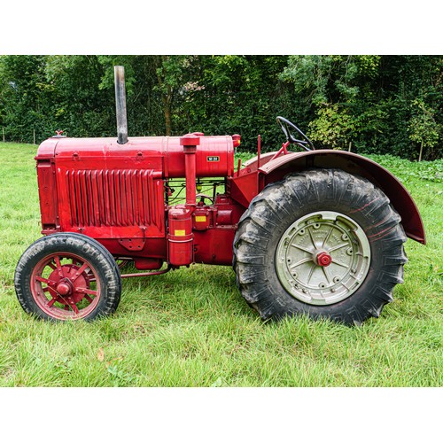 792 - International W30 tractor. 1937. Previously restored, understood to include an engine rebuild, so th... 