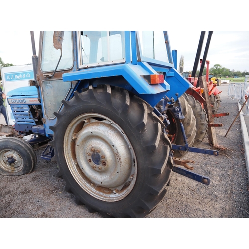 756 - Leyland 262 synchro tractor. Unfinished project, showing 4709 hours. Serial no. 2620MS-243839. C/w p... 