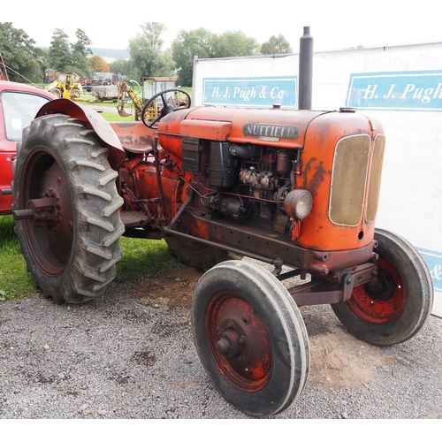 782 - Nuffield Universal DM4 tractor. Serial no. DE7043. No paperwork, key in office