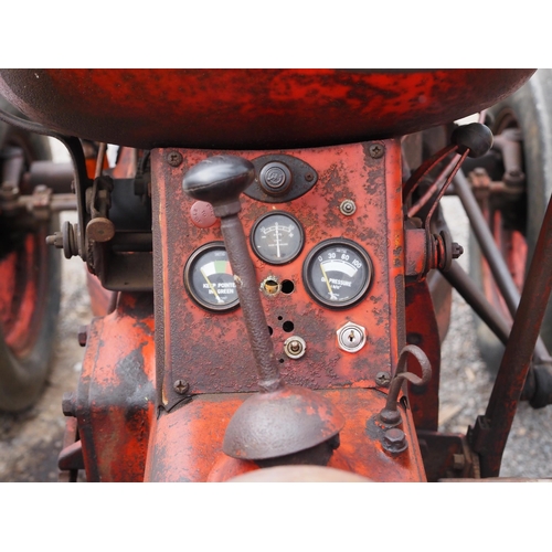 782 - Nuffield Universal DM4 tractor. Serial no. DE7043. No paperwork, key in office