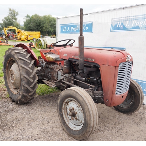 787 - Massey Ferguson FE35 tractor. French. 4 Cylinder. New wiring, new front panels. Many new parts fitte... 