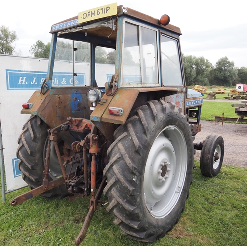 809 - Leyland 270 tractor. V5C to follow