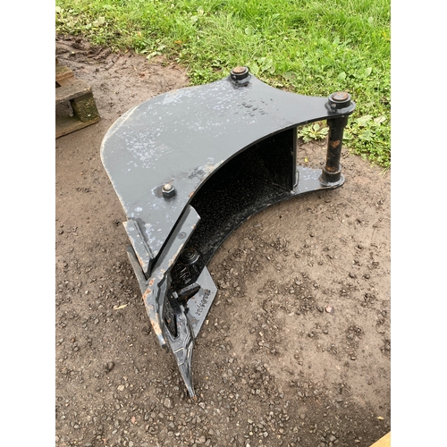 679 - Digger bucket 1ft