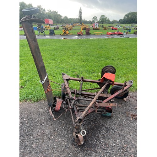 693 - Massey Harris 706 mower