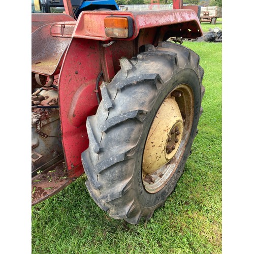 813 - Massey Ferguson 135 tractor. off local fruit farm, Reg. LDF 272P