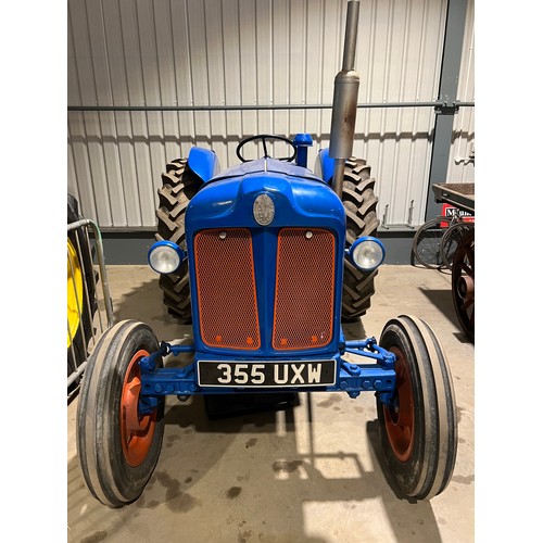 788 - Fordson Major diesel tractor. 1956. Runs and drives, fully restored, good tyres. Reg. 355 UXW. V5 in... 