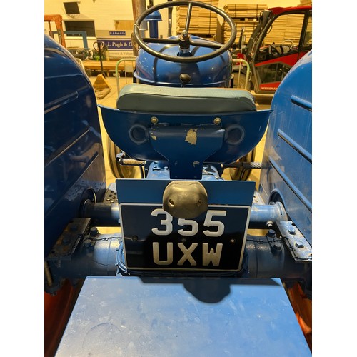 788 - Fordson Major diesel tractor. 1956. Runs and drives, fully restored, good tyres. Reg. 355 UXW. V5 in... 