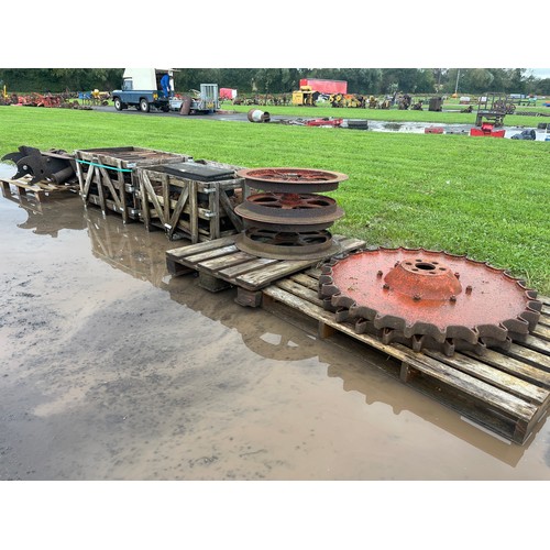 684 - Fordson Roadless DG4 halftrack kit