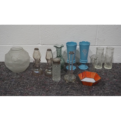47 - 20th Century glassware to include pair of turquoise glass vases, pair of frilled opaque silver rim v... 