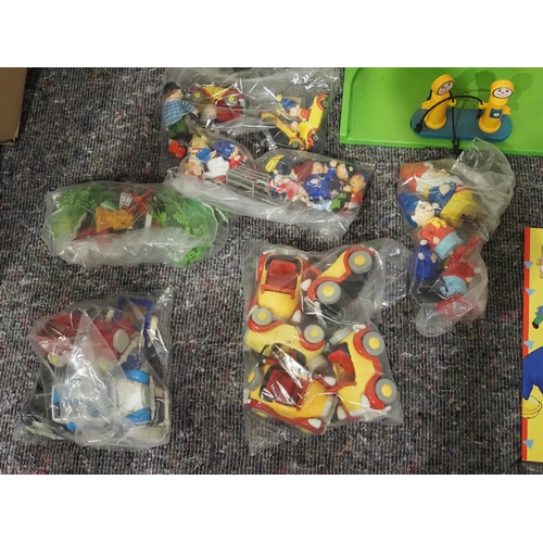32 - Collection of Noddy figures, vehicles, houses, books, DVDs and other toys