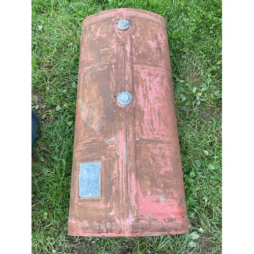 632 - Fordson N fuel tank