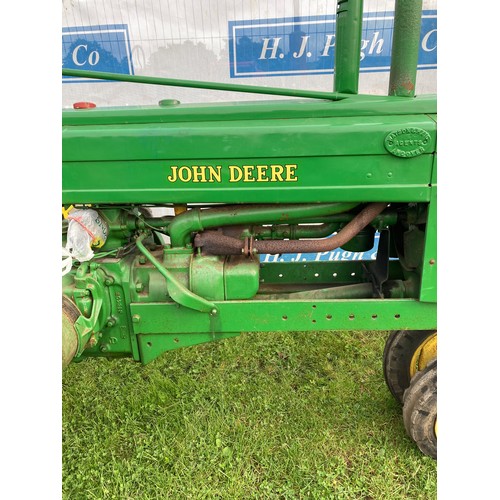 799 - John Deere model B tractor. Restored, runs well, cross pattern tyres. Supplied by Watson & Haig Ando... 